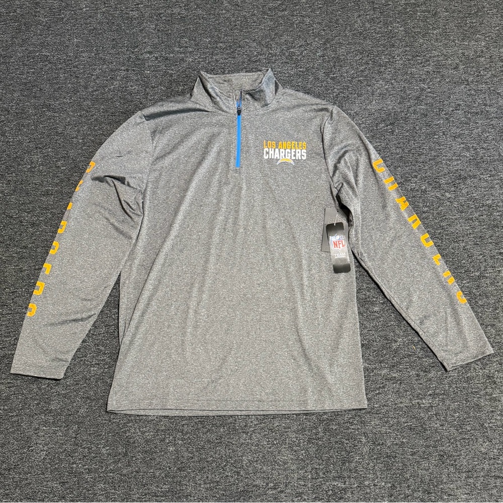 Los Angeles Chargers Grey Quarter-Zip Pullover in Size Large
